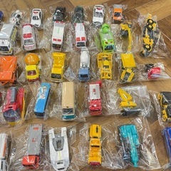 B7042【トミカ 他】おまとめ 働く車 一般車 他 の画像