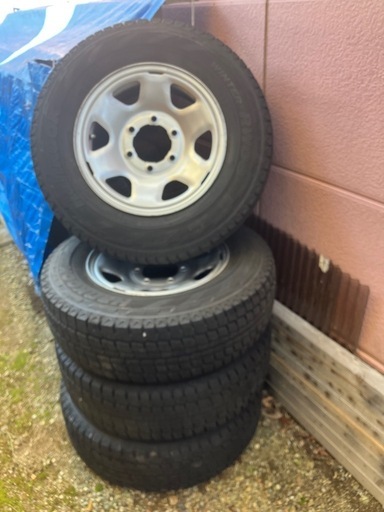 値下‼️ハイエース用ホイール＆スタッドレスタイヤ