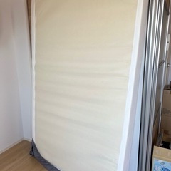 Mattress semi double size ピックアップ...
