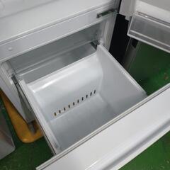 小山市で冷蔵庫を買うなら！リサイクルショップKOBUTU＼(^o^)／ヤマダデンキブランド　２ドア冷蔵庫　2021年製 156L 少し大きい２ドア冷蔵庫です！　保証３ヶ月あり＼(^o^)／の画像