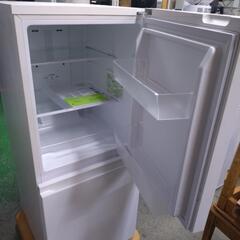 小山市で冷蔵庫を買うなら！リサイクルショップKOBUTU＼(^o^)／　大人気パナソニックの最新モデル２ドア冷蔵庫入荷しました(*^^*)ビカビカの2024年製です！３ヶ月保証あり♪の画像