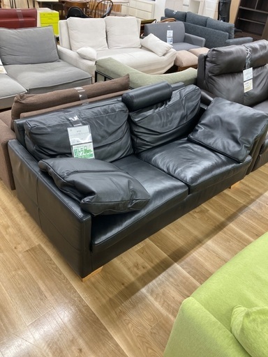 【軽トラ90分貸し出しサービス】KEYUCA 2.5人掛けソファー　ﾍｯﾄﾞﾚｽ付き