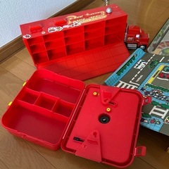 トミカ等車90台以上セットの画像