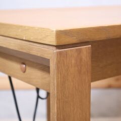 karimoku(カリモク家具)の ユーティリティ オーク材 ユニットデスクです。シェルフがついたスマートなデザインはリビングなどの事務机や学習机におススメです♪在宅ワーク用に！の画像