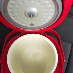 ベアーマックス Bearmax MC-107R [0.5合～2.5合炊き 小型炊飯器 レッド]の画像