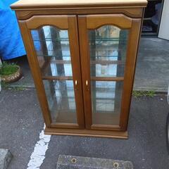 ありがとうございます。ガラスコレクションケースの画像