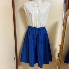 ロペピクニック 鮮やかブルーフレアスカート
