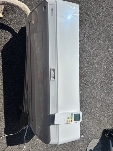 取り付け込みなら5万円　
2022年製　東芝エアコン