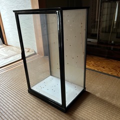 無料で差し上げます。人形ケースの画像