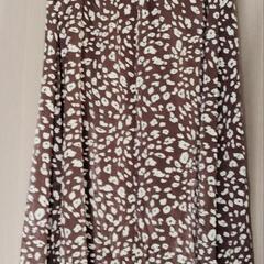 ✨ラストSALE/詳細  500円〜サテン調 豹柄ロングスカートの画像