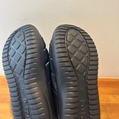 NIKE 24 スリッパ　 ナイキ バロウ SE ブラックの画像