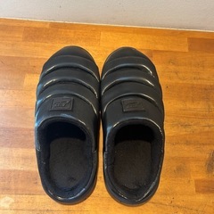 NIKE 24 スリッパ　 ナイキ バロウ SE ブラックの画像