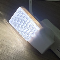 美原店 エルパ LEDセンサー付きライト PM-L112 白色　屋内用の画像