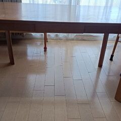 ダイニングテーブル