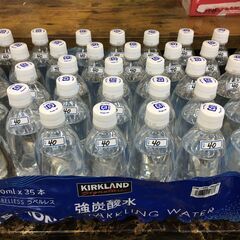 海外・日本製品のサルベージ品　強炭酸水　ラベルレス　500ｍｌ　...