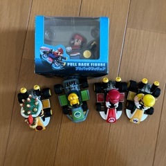 マリオカートの車フィギュア