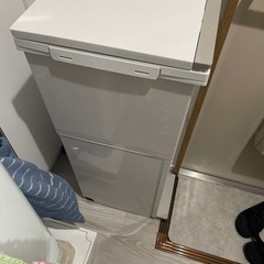 受付停止2段　ゴミ箱　2ヶ月のみ使用しましたの画像