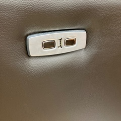 【軽トラ９０分貸し出しサービス】ニトリ　電動リクライニングソファー　の画像