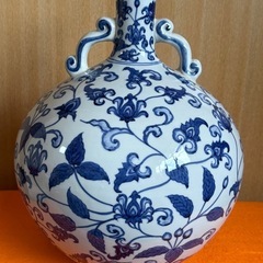 置物　飾り壺の画像