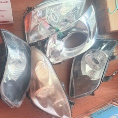 トヨタ　ノア　パーツ　ジャンク品の画像