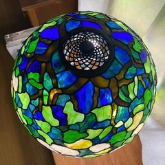 ステンドグラス　ランプシェードの画像