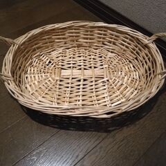 カゴ2つの画像