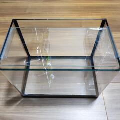 30cmガラス水槽/中古（正面曲げガラス）の画像