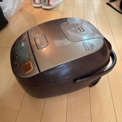 炊飯器の画像