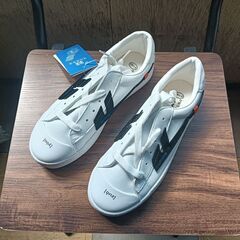 新品 22.5cm レディース スニーカー ホワイト 厚底 シュ...