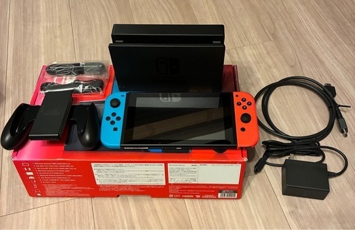 Switch本体+ホリコントローラー (aki…) 大和のテレビゲーム