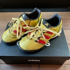 【美品】adidas サッカーシューズ　20cm