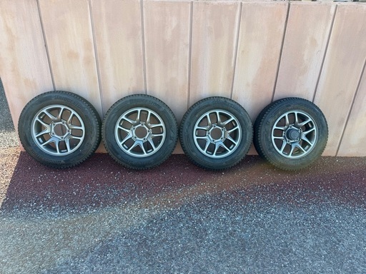 ジムニーJB64純正アルミホイール　スタッドレスタイヤセット