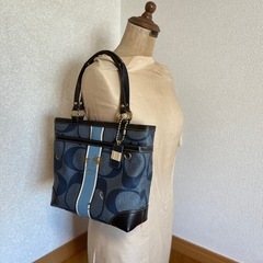 COACH　コーチ　12492　デニム風柄トートバッグPVCで防水機能付 鞄の画像