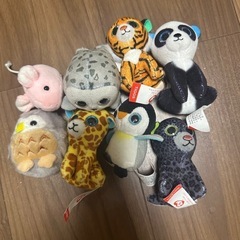 BEANIE BOOSと小さい人形のセット