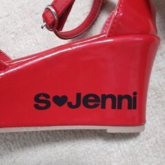 SISTAR　JENNI　サンダルの画像