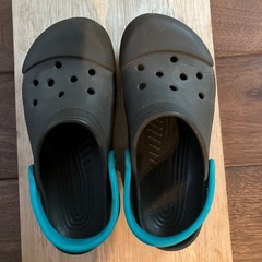 子供 crocs 12 13の画像