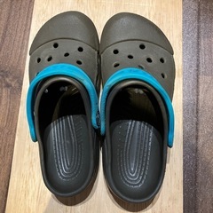 子供 crocs 12 13の画像