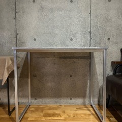 ビンテージテーブル(シルバー)の画像