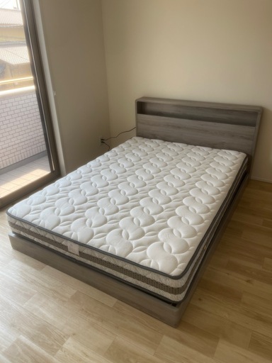 ベッド　ほぼ未使用