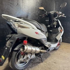 ★支払い総額6.8万円★関東圏内即日配送可能！キムコ レーシング125Fi 社外マフラー！4スト、インジェクション！サイスタ付き！の画像