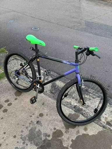 鉄マウンテン自転車
