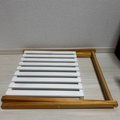 折り畳みサイドテーブルの画像