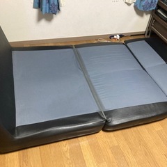 （差し上げます）ソファベッド（2人掛け）の画像