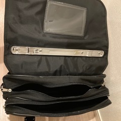 リュックにもなる通学カバンの画像