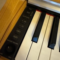 YAMAHA 電子ピアノYDP-141C 2010年製の画像