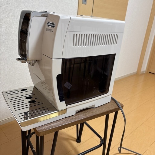 【決まりました】＊箱なし＊デロンギ コンパクト全自動コーヒーマシン ディナミカ