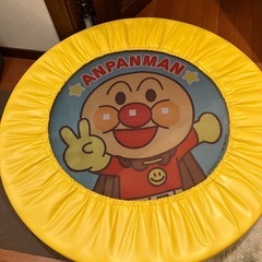 アンパンマン　トランポリン