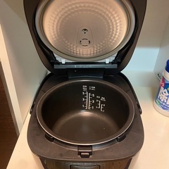 【Panasonic IHジャー炊飯器 SR-CFE109（2021年製）】ジャンク品
の画像