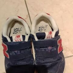 子供の靴　18センチの画像