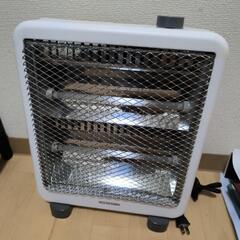 アイリスオーヤマ　電気ストーブ　EHT-800W